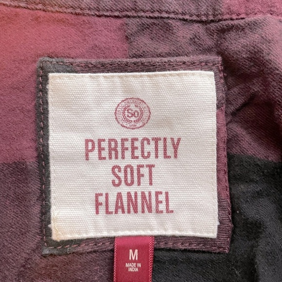 Women’s soft flannel size med - Picture 3 of 3